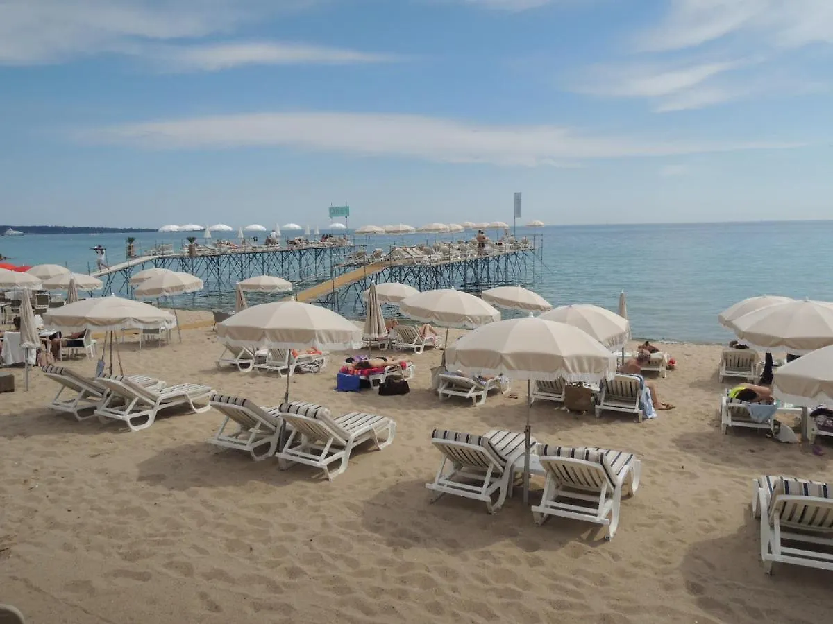 公寓 Luxury Family 2Br - Prime Location, Walk To Beach & Shopping, Sunny Balcony - By Totolulu Cannes Hoche