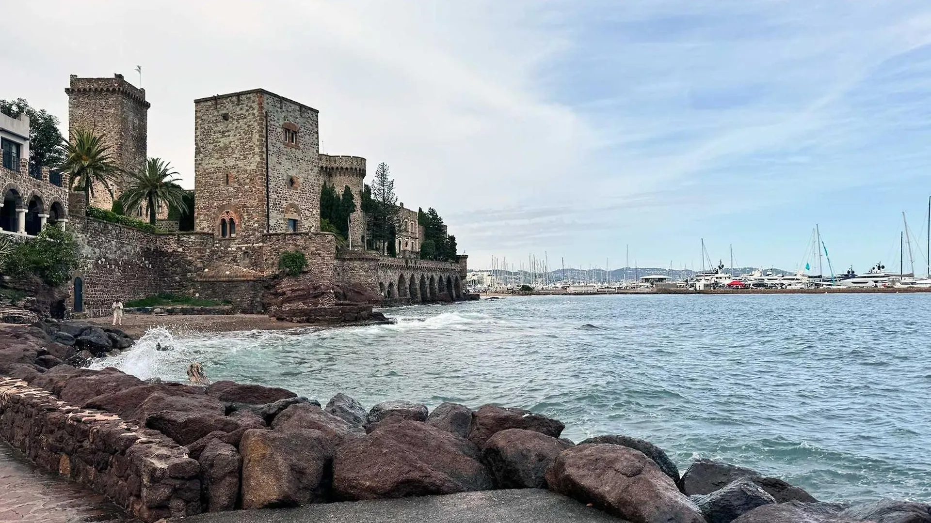 Luxury Family 2Br - Prime Location, Walk To Beach & Shopping, Sunny Balcony - By Totolulu Cannes Hoche 公寓