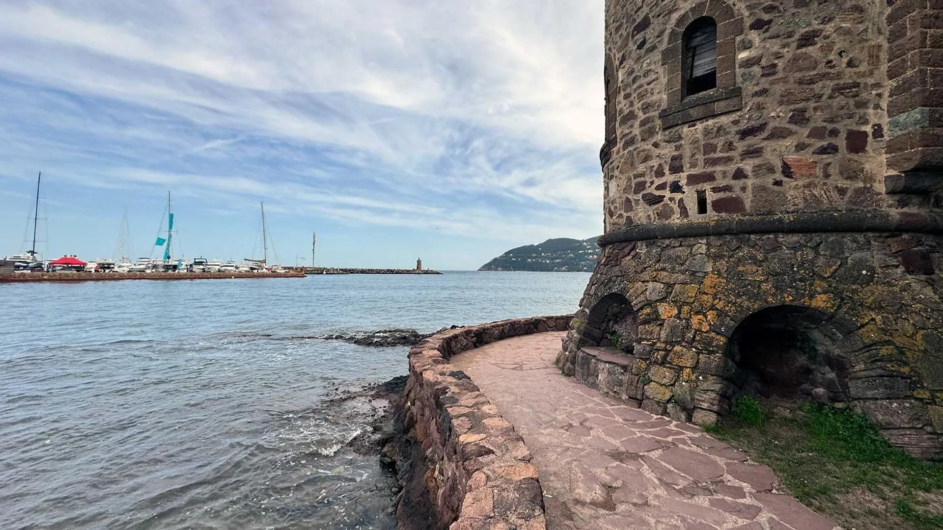 Luxury Family 2Br - Prime Location, Walk To Beach & Shopping, Sunny Balcony - By Totolulu Cannes Hoche
