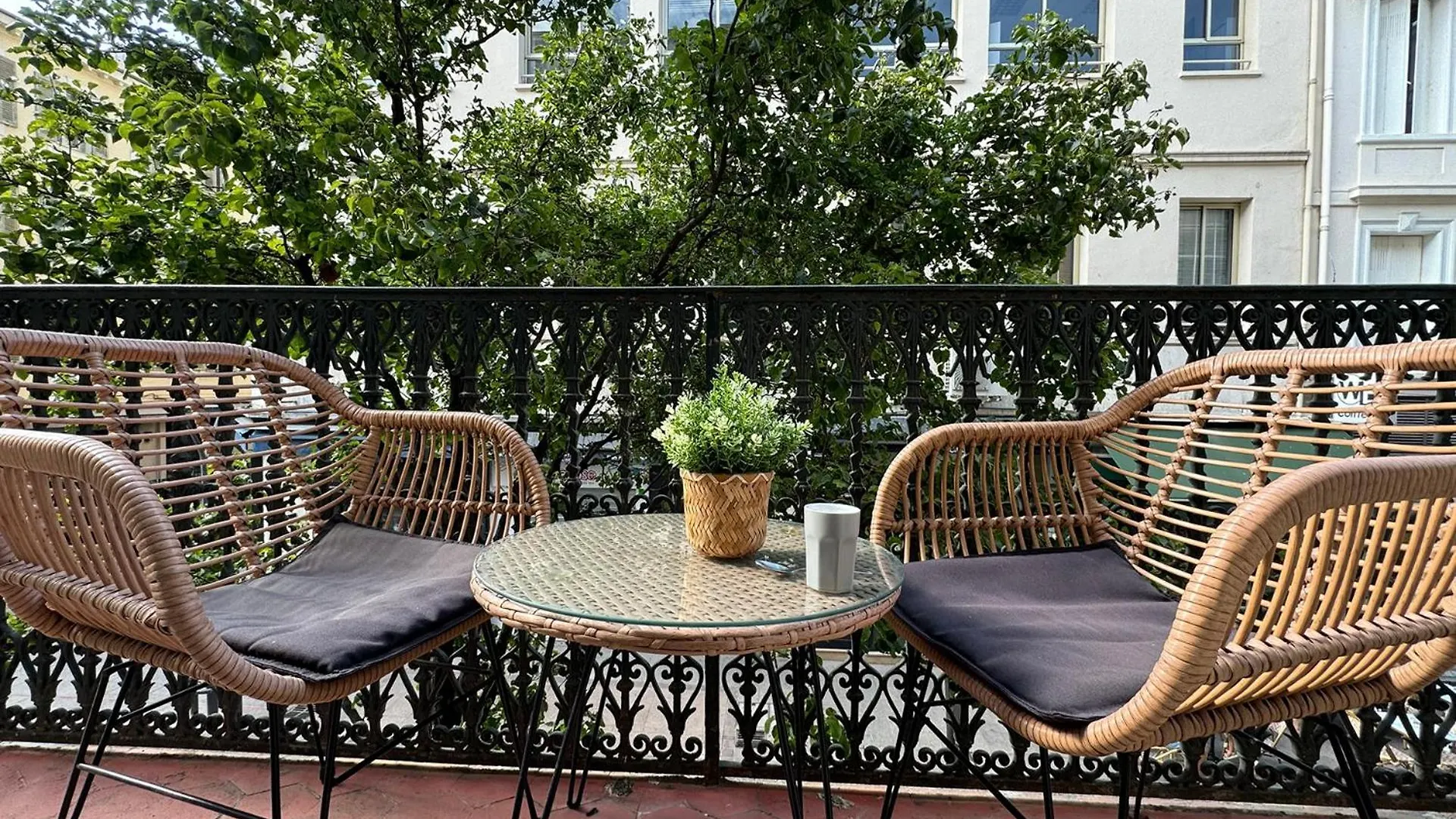 公寓 Luxury Family 2Br - Prime Location, Walk To Beach & Shopping, Sunny Balcony - By Totolulu Cannes Hoche 法国