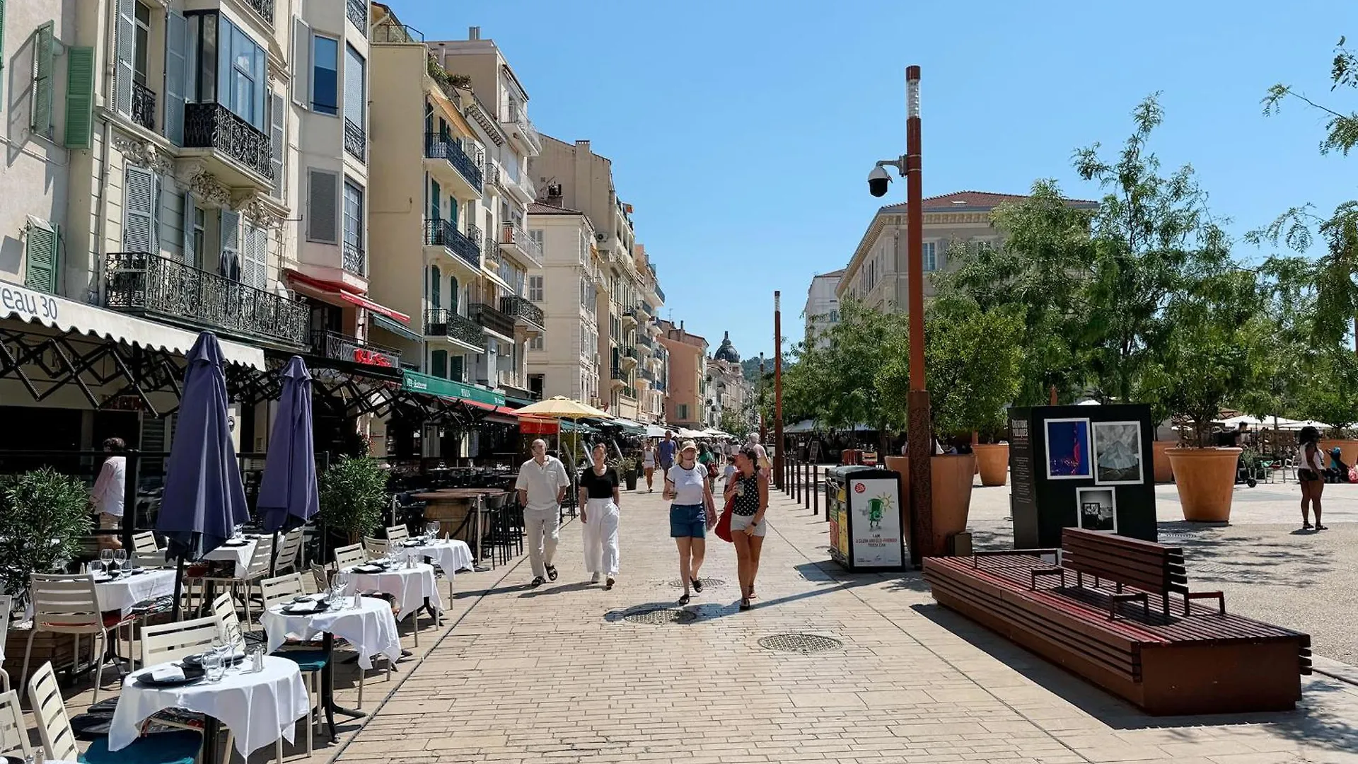 Luxury Family 2Br - Prime Location, Walk To Beach & Shopping, Sunny Balcony - By Totolulu Cannes Hoche 0*,  法国