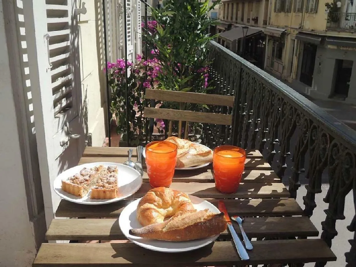 Luxury Family 2Br - Prime Location, Walk To Beach & Shopping, Sunny Balcony - By Totolulu Cannes Hoche